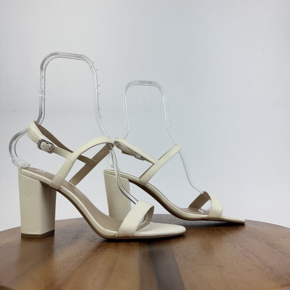 New Womens BP Lula Ivory Faux Leather Strappy Formal Block Heel Sandals Size 9.5